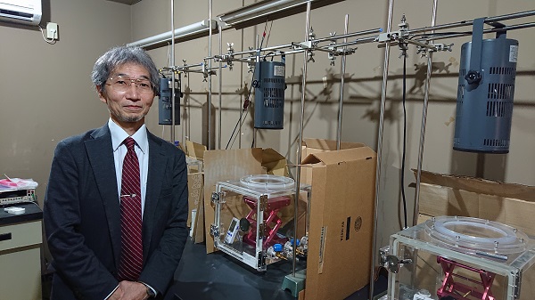 人工太陽照明灯納入事例【千葉大学　星野勝義先生　空中窒素固定反応研究】